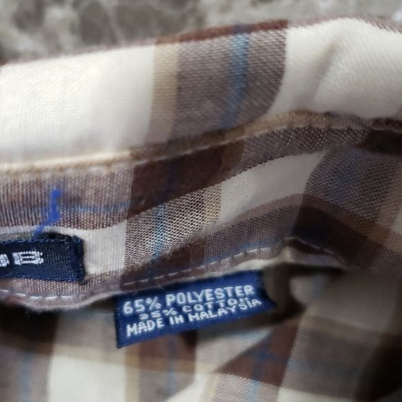 Van Heusen 🎯 Brown & Cream Colored Flannel - Picture 5 of 6